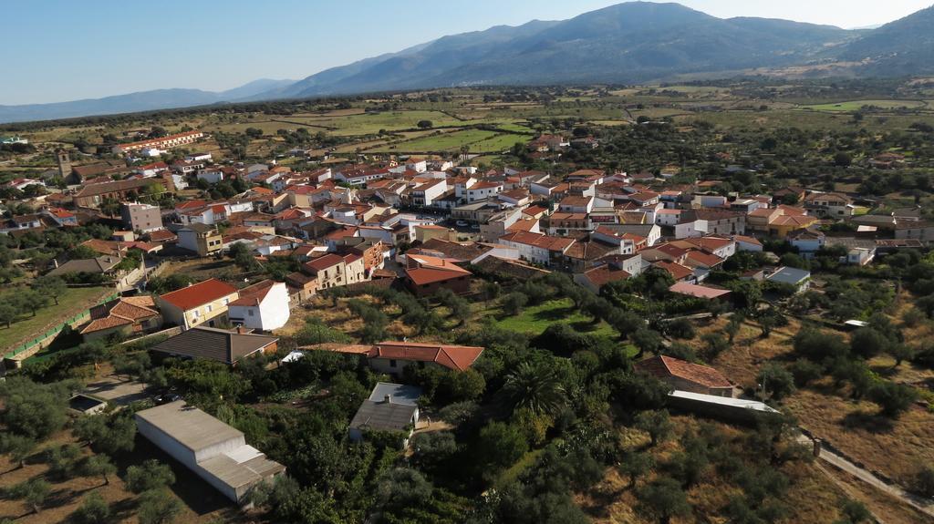 卡帕拉大街度假屋 Oliva de Plasencia 外观 照片