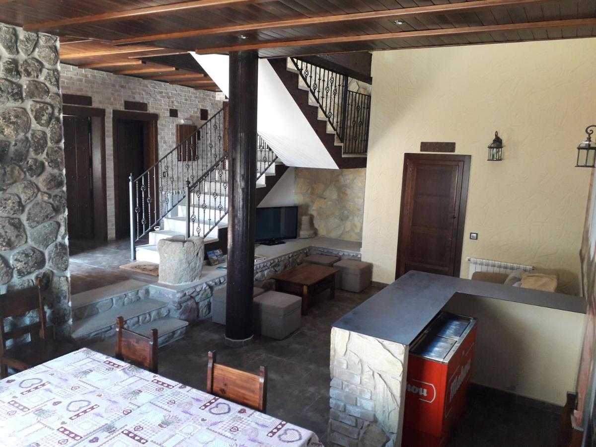 卡帕拉大街度假屋 Oliva de Plasencia 外观 照片